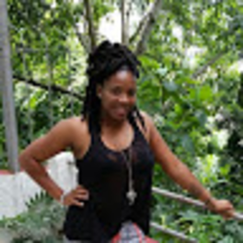 Meet your Posher, Kayon